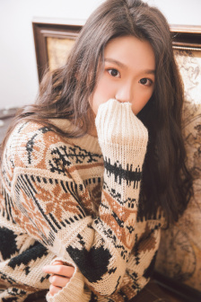 美女脱一净二静无内衣